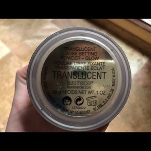 Laura mercier glow powder